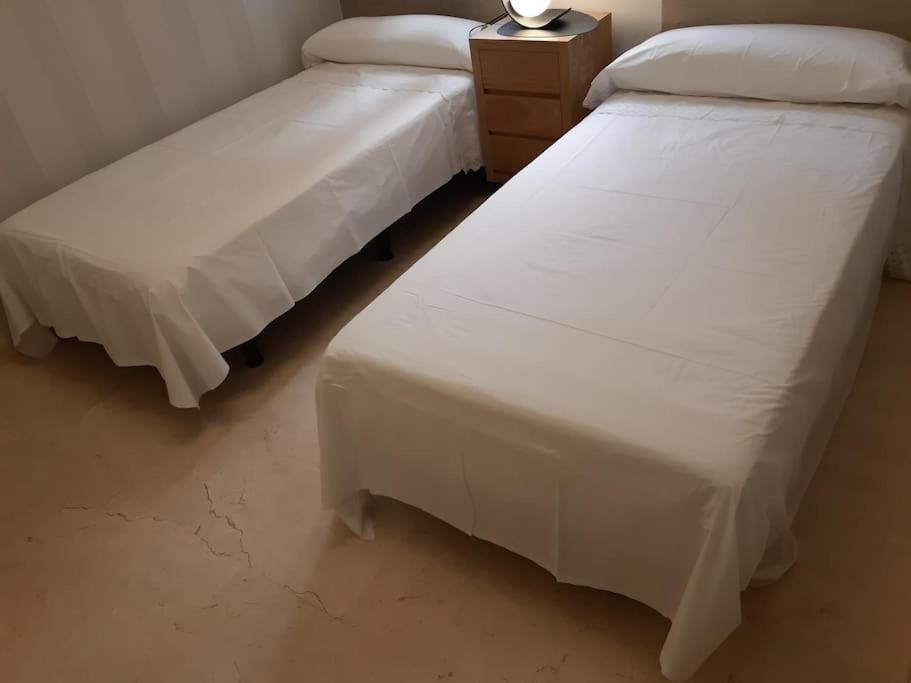 Apartamento Nuevo-Luminoso Y Moderno. Parking Gratis!! Sevilla Exterior foto