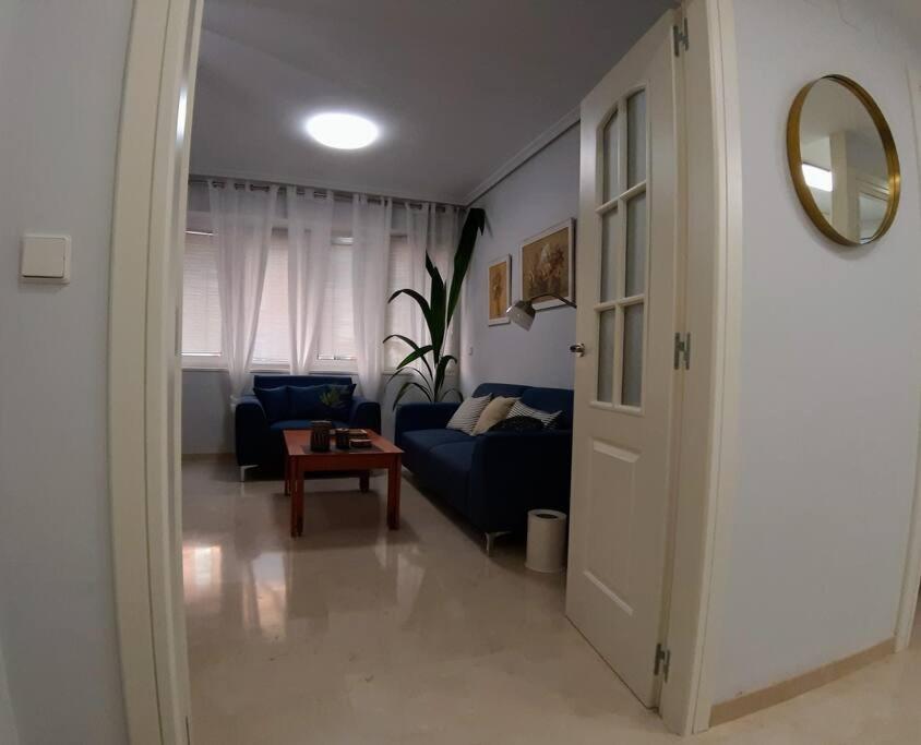 Apartamento Nuevo-Luminoso Y Moderno. Parking Gratis!! Sevilla Exterior foto